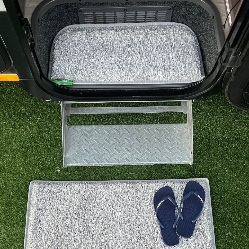 Muk Mat Light Grey Caravan Step 58 x 26cm Grey Trim