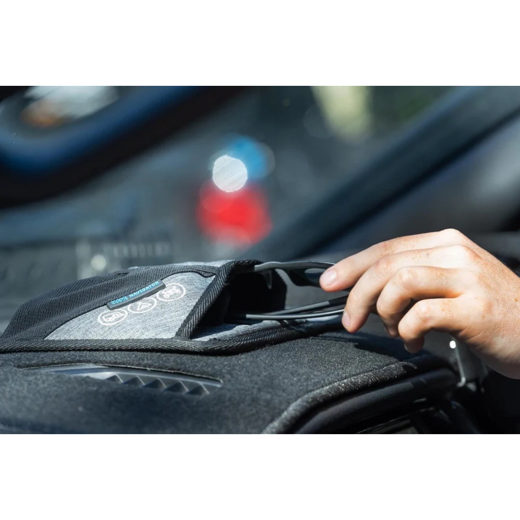 Navigator NAV-008 Dash Buddy