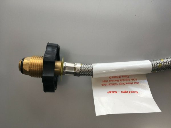 600mm Gas Flexi Hose POL w Handwheel w 1/4 Inv Flare - Image 3